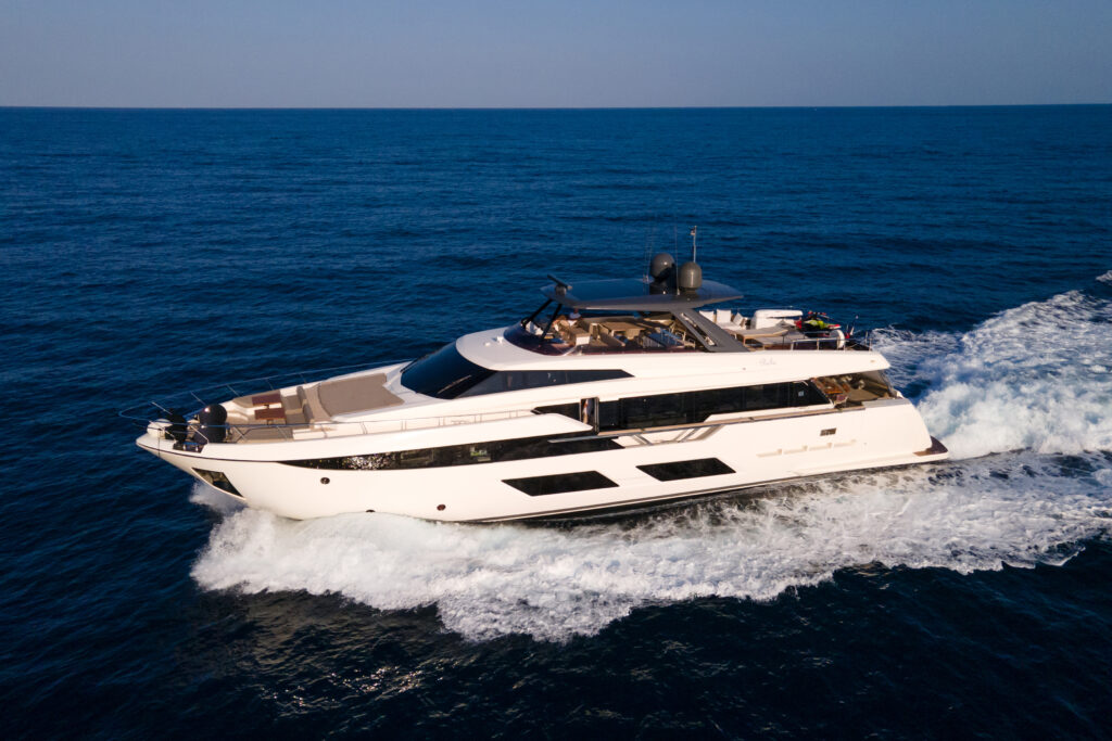 ferretti yachts 1000 for sale