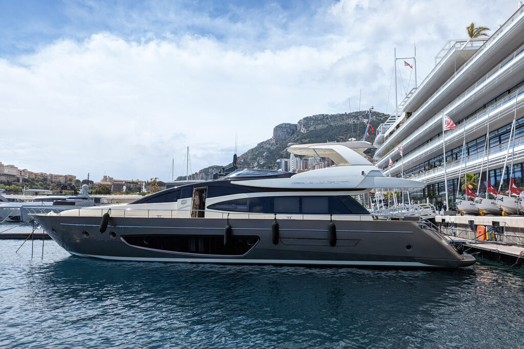 Riva 75 Venere Yacht for Sale