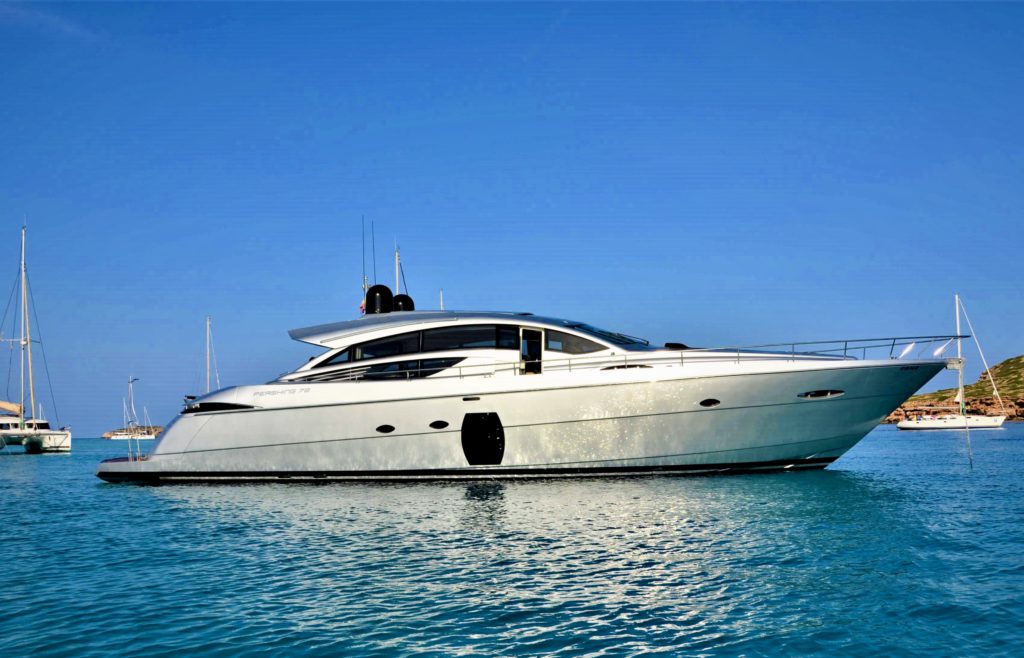 pershing yacht preis