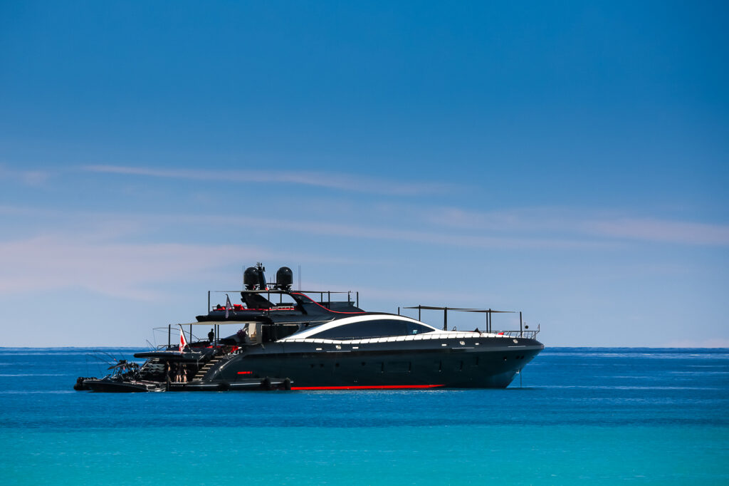 Mangusta Yachts for Sale