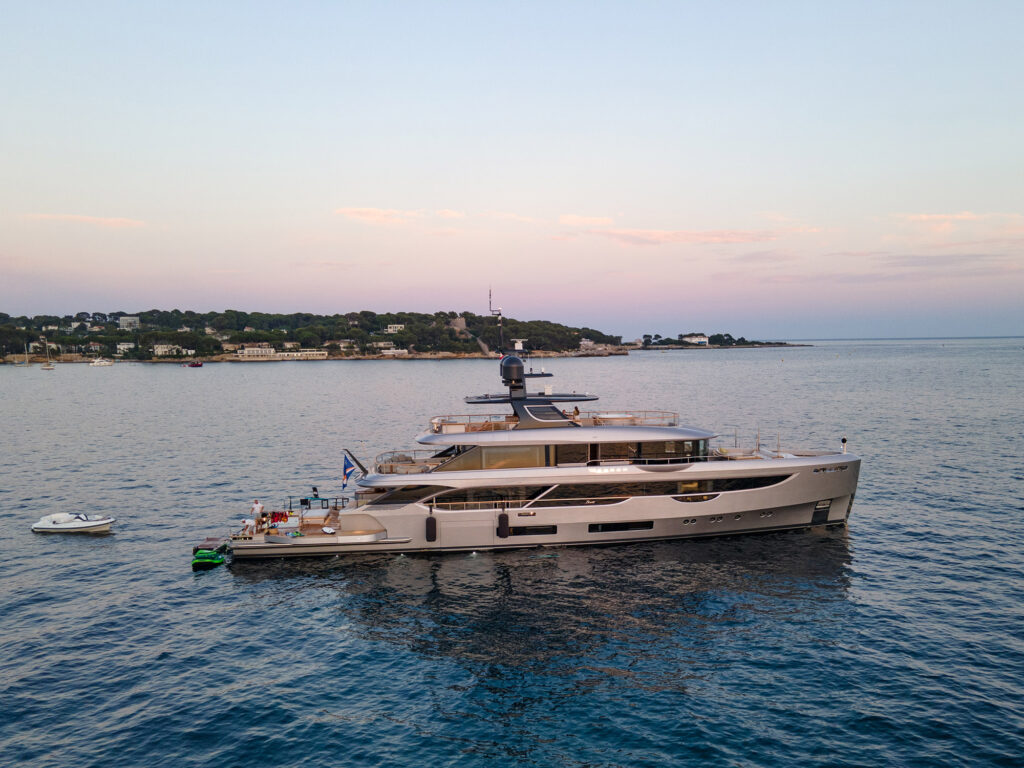 Benetti Oasis 40m Yacht for Sale