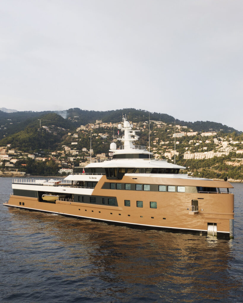 expedition yacht for charter