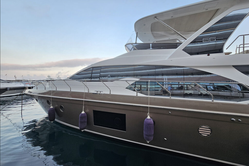 yacht 30 metri vendita