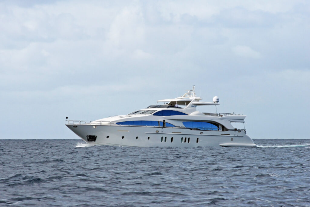 Azimut 116 for sale