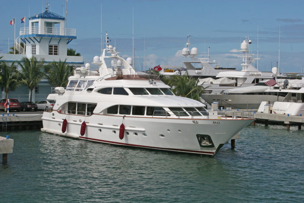 Benetti Tradition 100 for sale