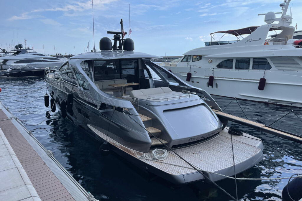 Pershing 7X yachts for Sale
