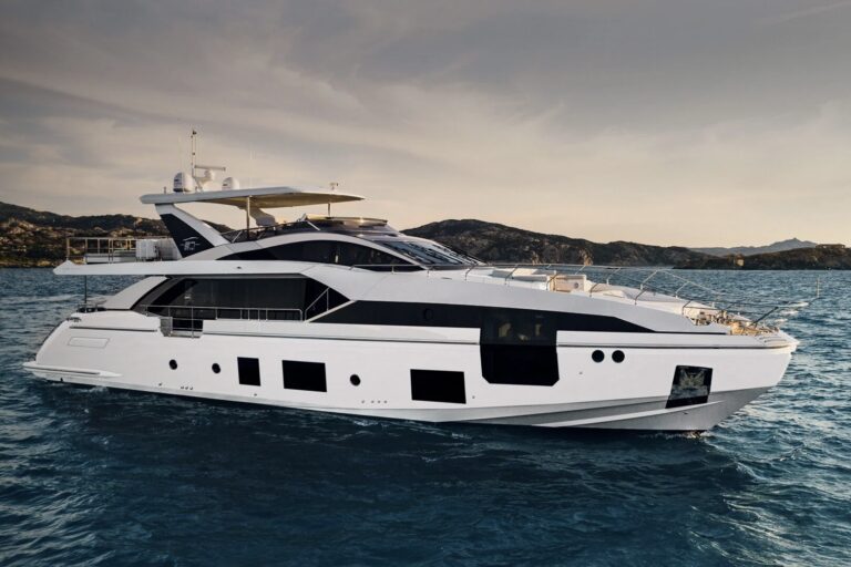 luxury yachts crete