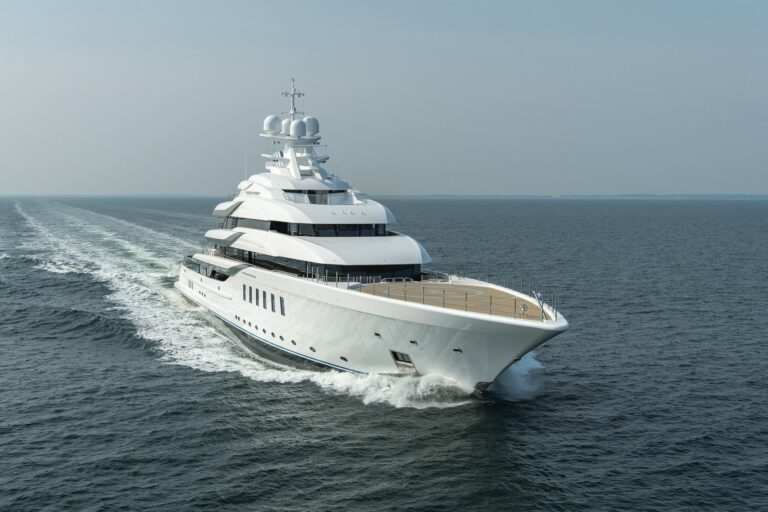 100 meter yacht charter