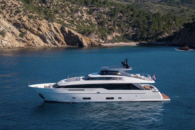 yacht charter elba