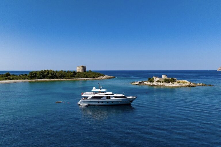 athens yacht charter companies