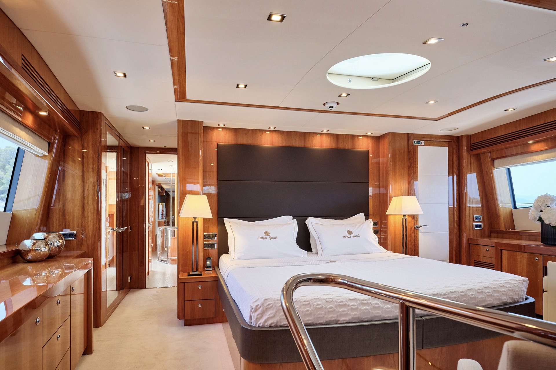 sail pearl white dunks