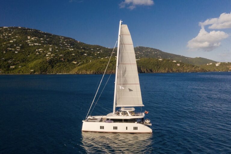 sailboat charter st lucia