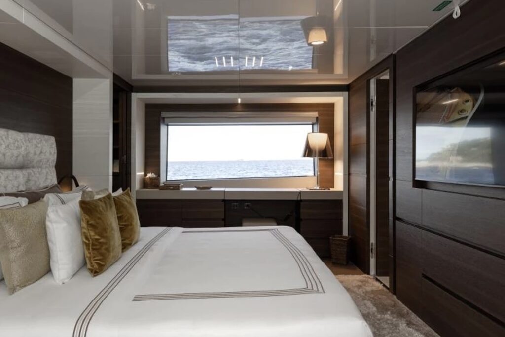 eros luxury yacht