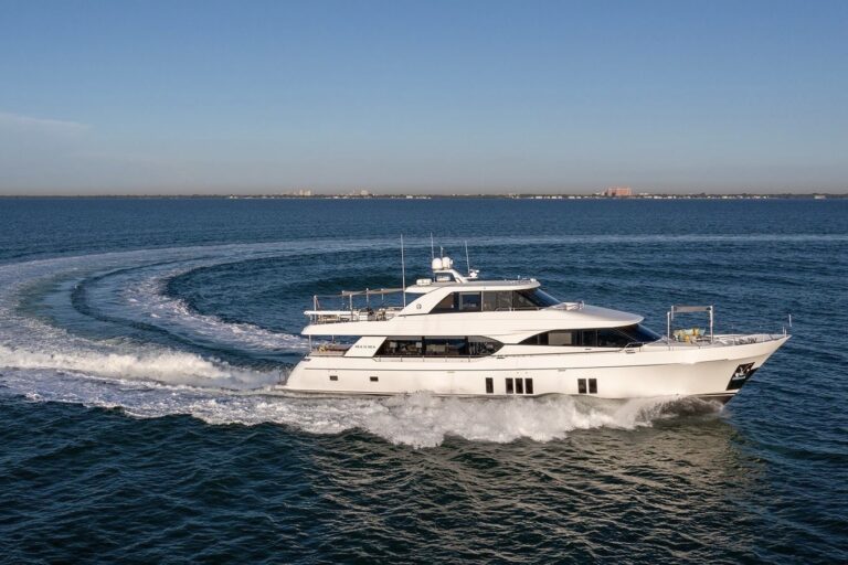 chartering motor yacht loon