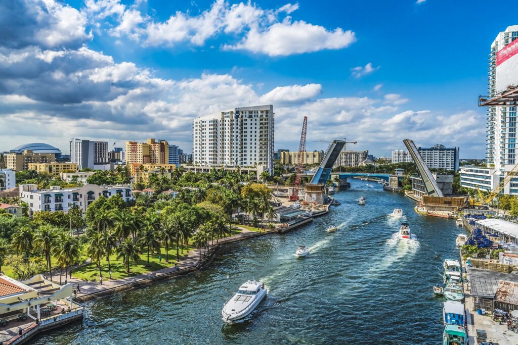 yacht charter in florida