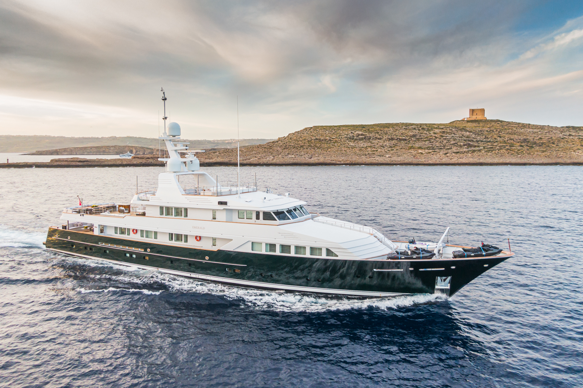 classic feadship yachts