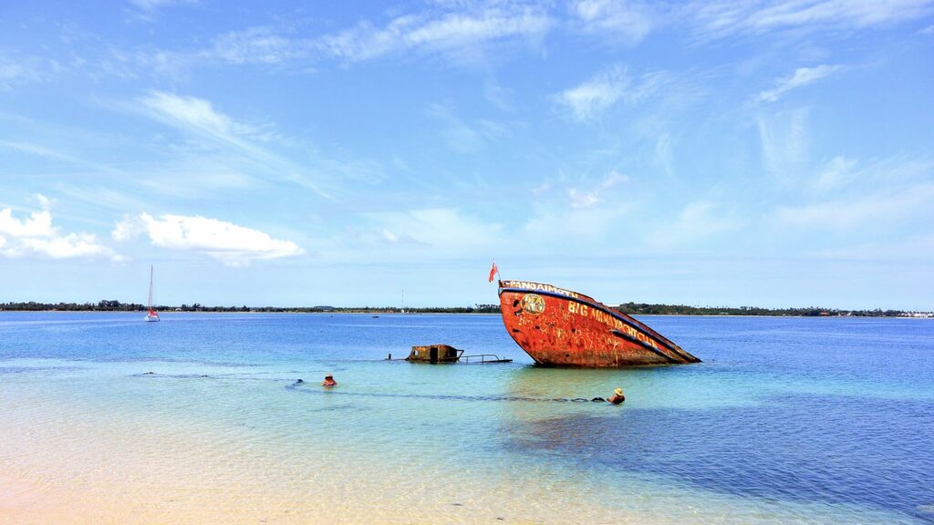 sailboat charter tonga