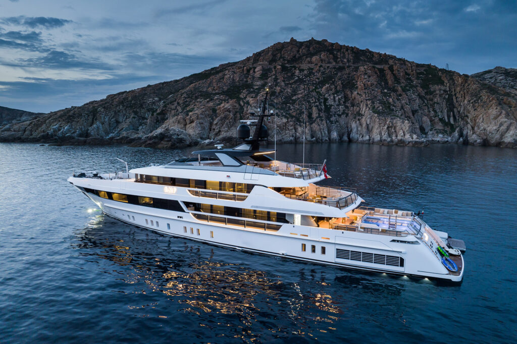 Sanlorenzo 52 Steel for Sale