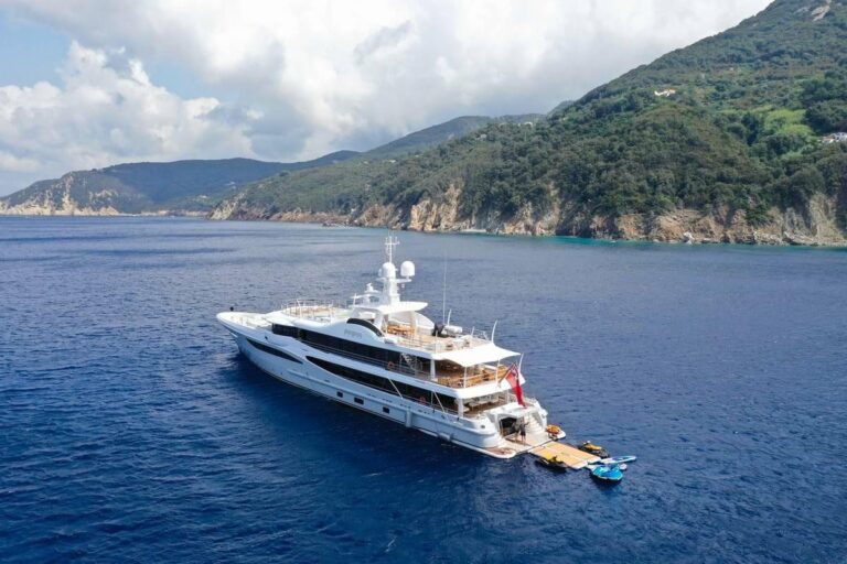 yacht 60m price