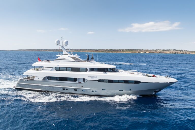 super yachts charter split