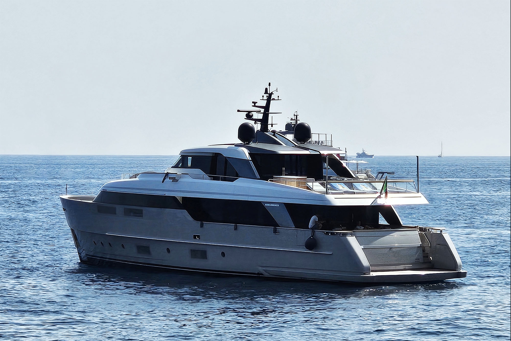 Model Review: Sanlorenzo SD96 - TWW Yachts