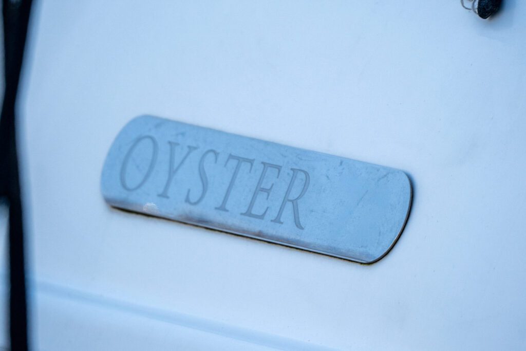 Oyster 595